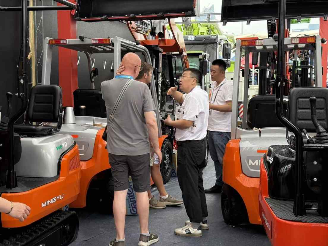 Listening to Customers, Driving Better Equipment Solutions at the 139th Canton Fair